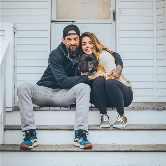 Meet your Posher, Amanda - Picture 2 of 2